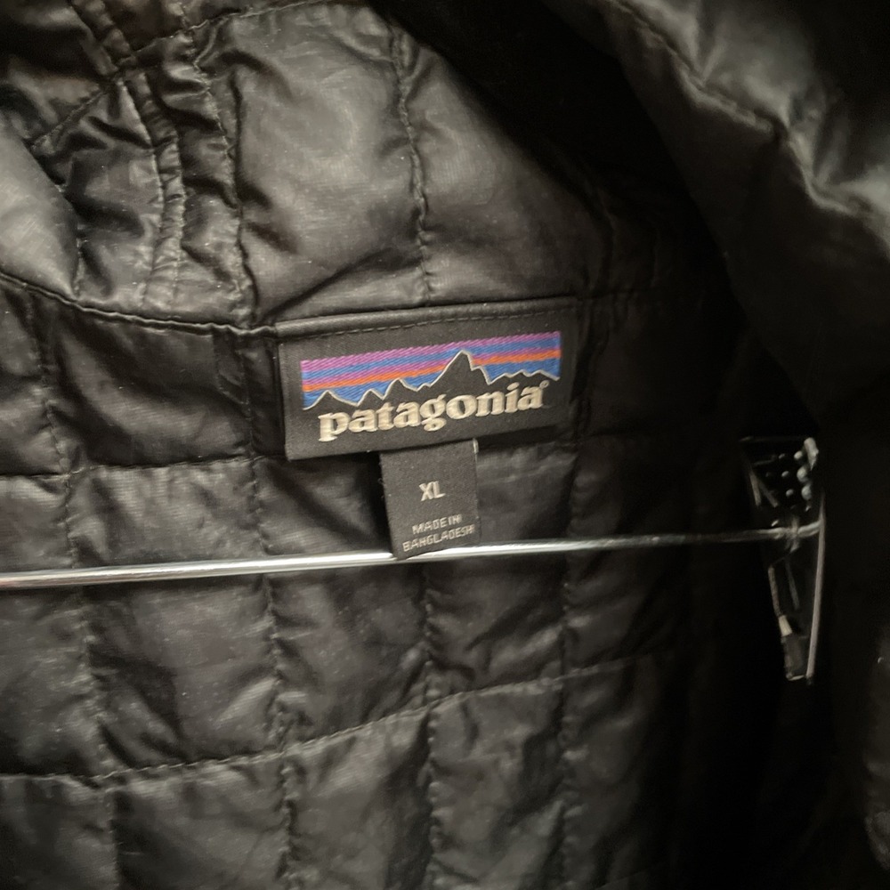 Patagonia Recycled Duck Quilted Down Hooded Coat Carbon Green 28075 Woman's XL - Picture 3 of 9